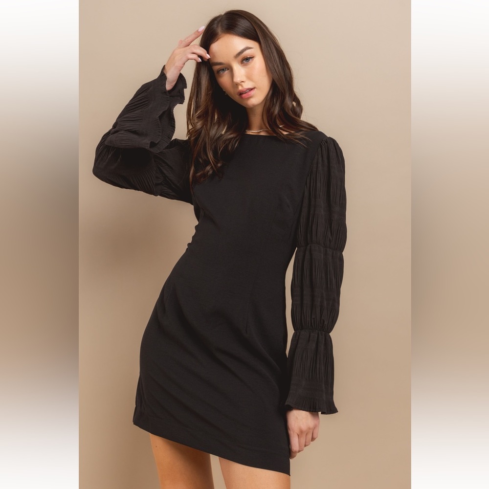 32 Chic Tiered Bell Sleeve Dress - Picture 2 of 5